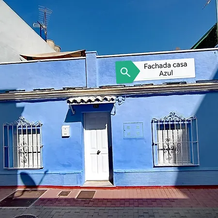 Casa Azul En El Centro De Boliches