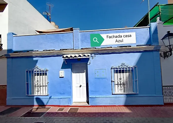 Casa Azul En El Centro De Boliches
