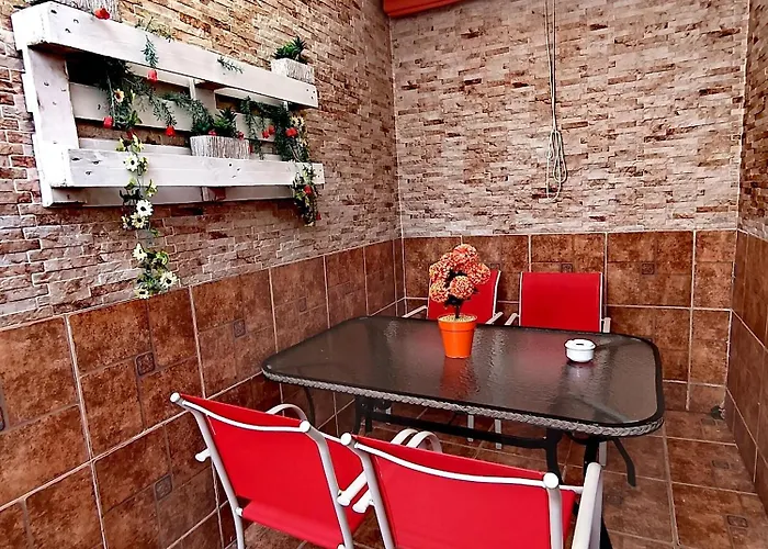 Casa Azul En El Centro De Boliches